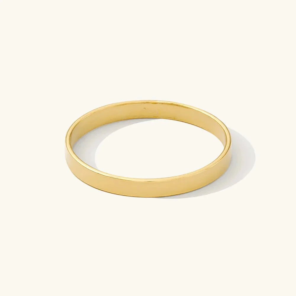 Minimalist Flat Band Ring