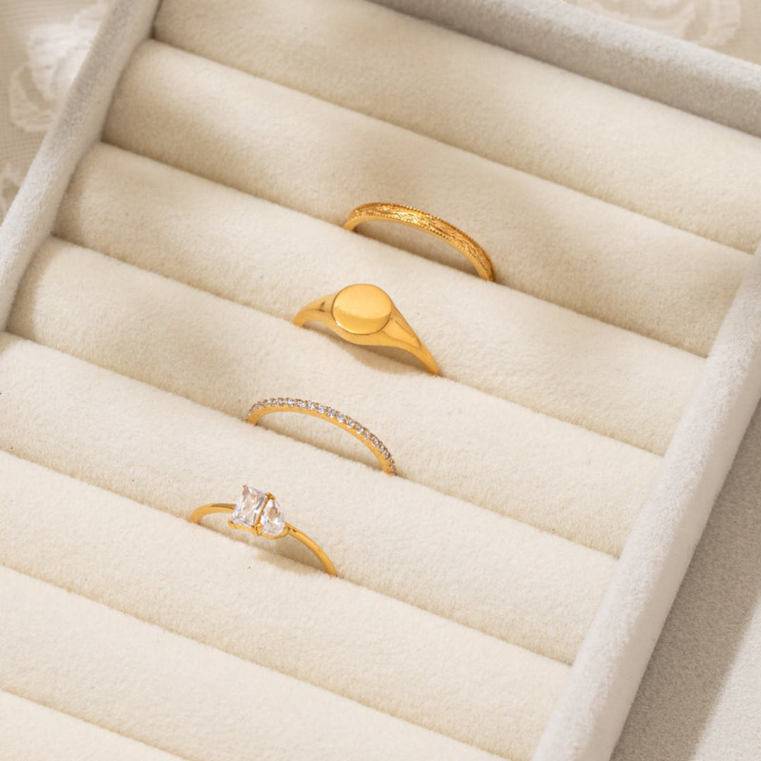 Elegant Eternity Ring | Gold