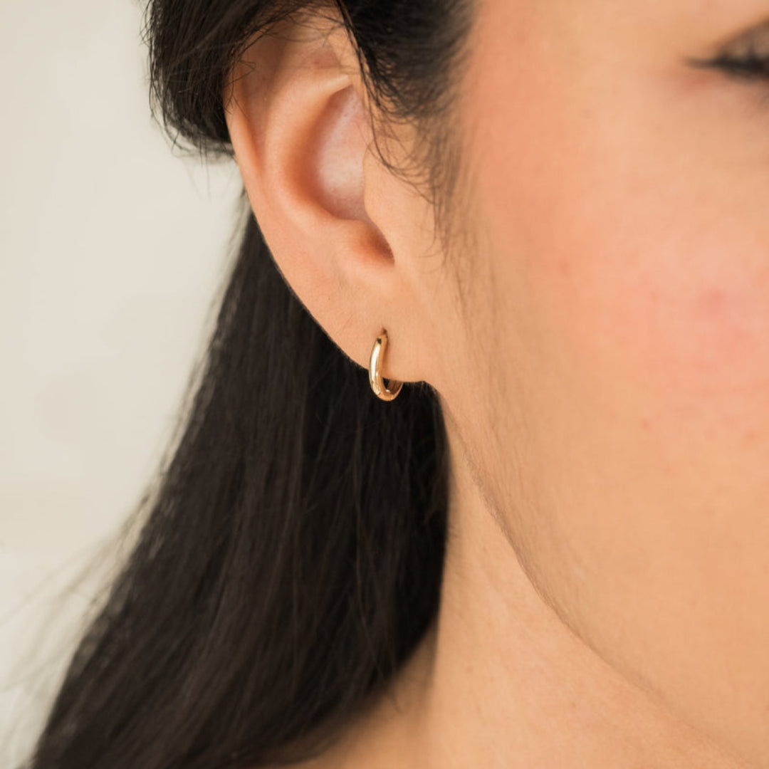 Huggie Hoop Earrings | Gold