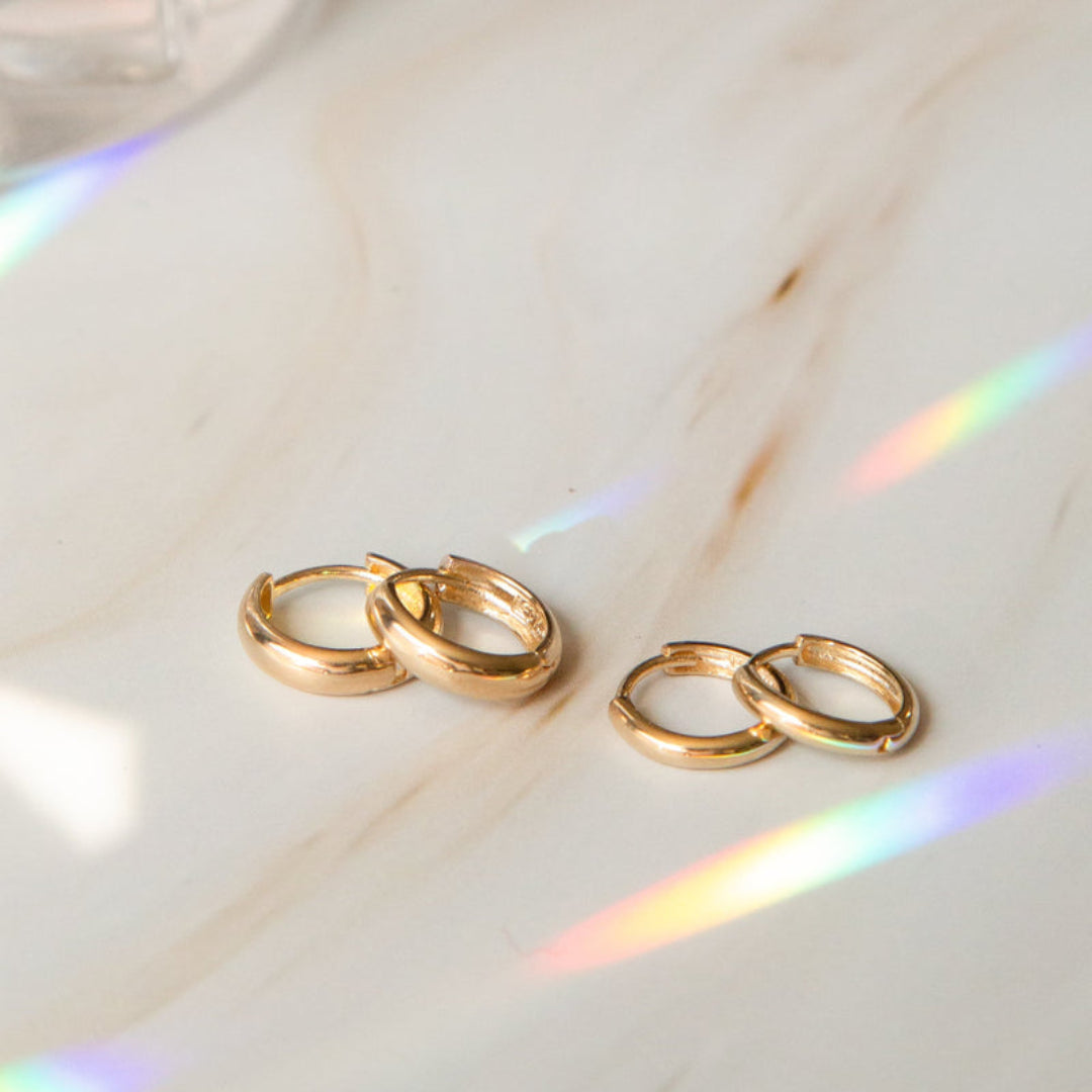 Huggie Hoop Earrings | Gold
